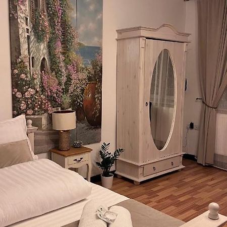 Charming Apartament ซีบิว ภายนอก รูปภาพ