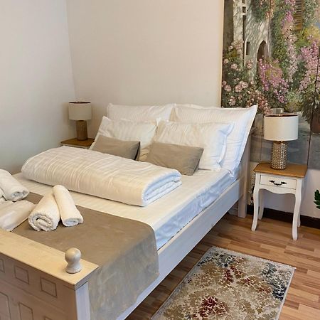 Charming Apartament ซีบิว ภายนอก รูปภาพ