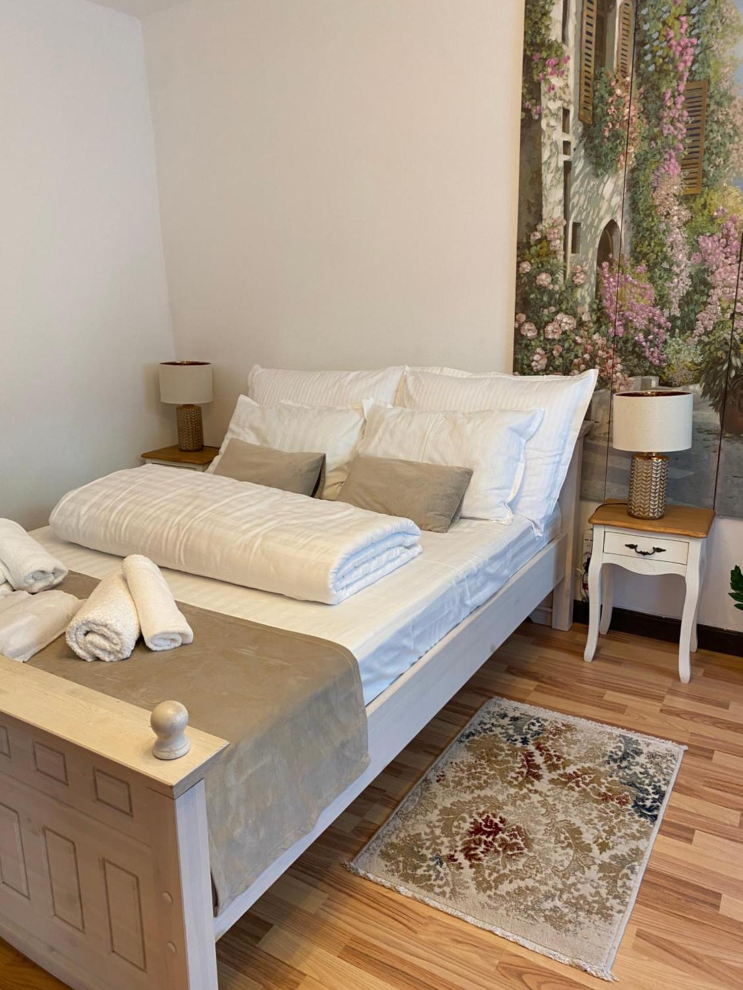 Charming Apartament ซีบิว ภายนอก รูปภาพ